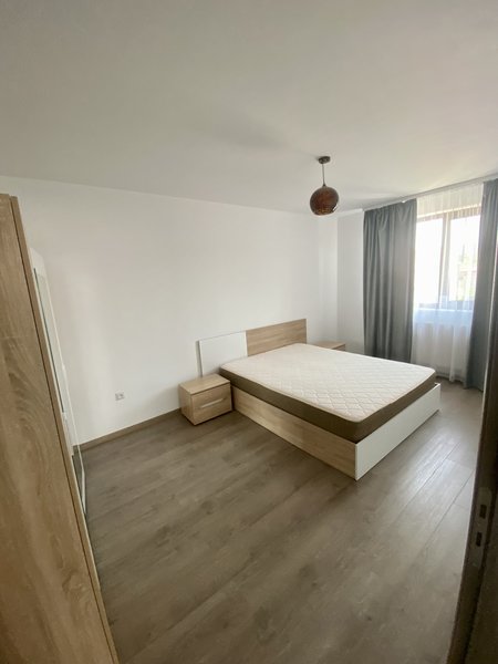 Unirii, proprietar inchiriez apartament 3 camere,